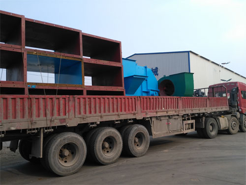 ne提升機發(fā)貨現場(chǎng)